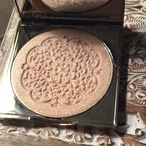 tarte Makeup - New TARTE Highlighter Goddess Glow tarte Makeup - New TARTE Highlighter Goddess Glow